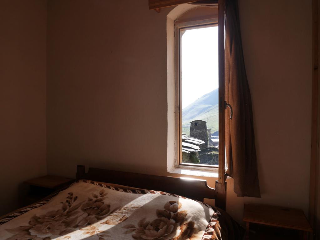 Chazhashi Guesthouse Ushguli Esterno foto